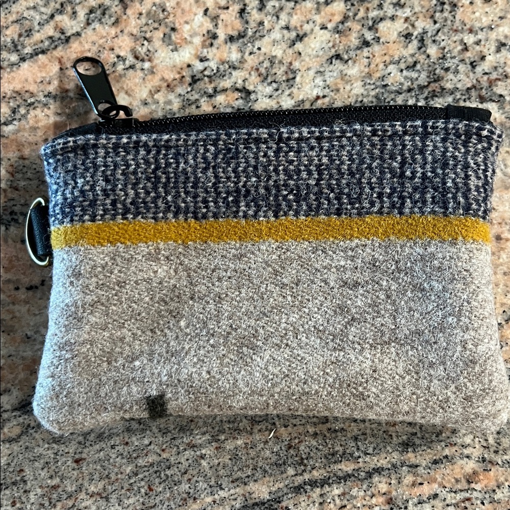 Woolen Clutch Multi-Color Pouch Coin and Credit Card Purse - Picture 3 of 8